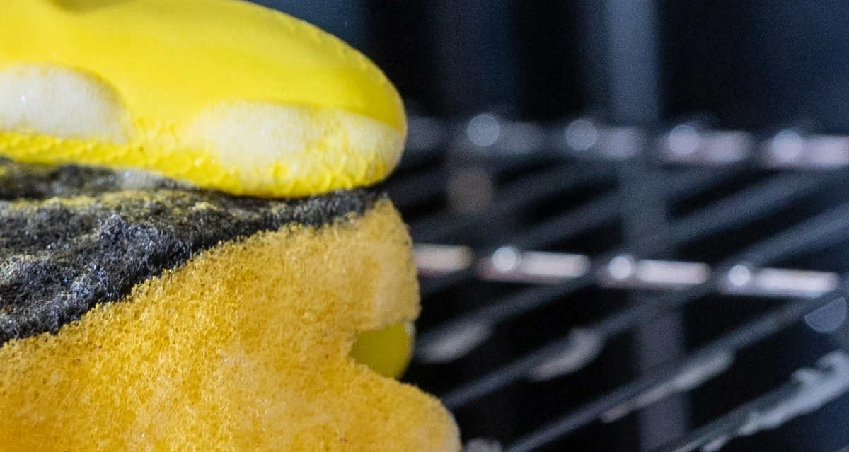 How to clean an oven