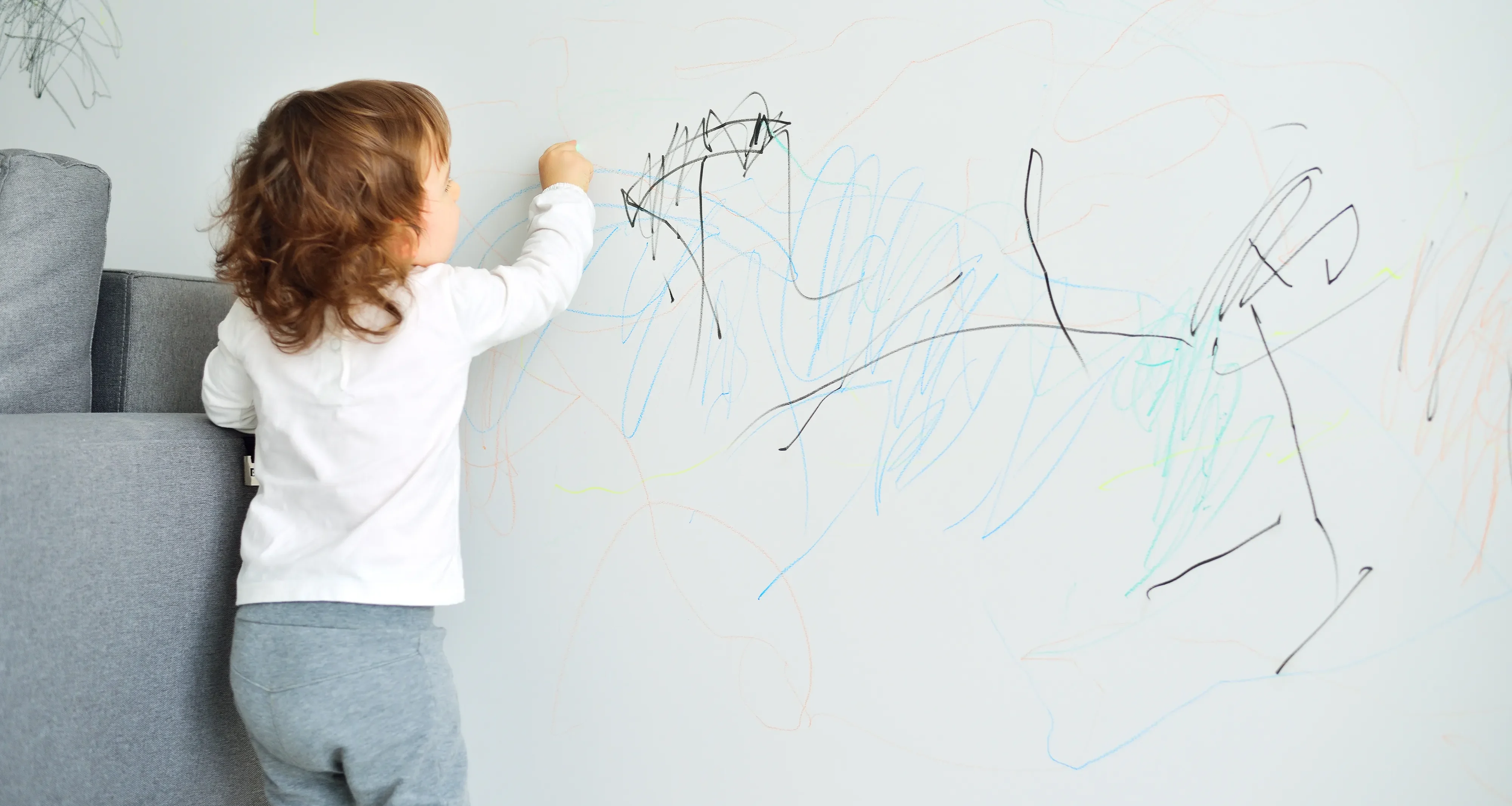 tips to clean white walls